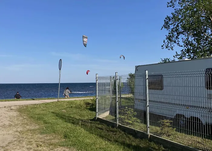 Przyczepy Kempingowe Nad Zatoka