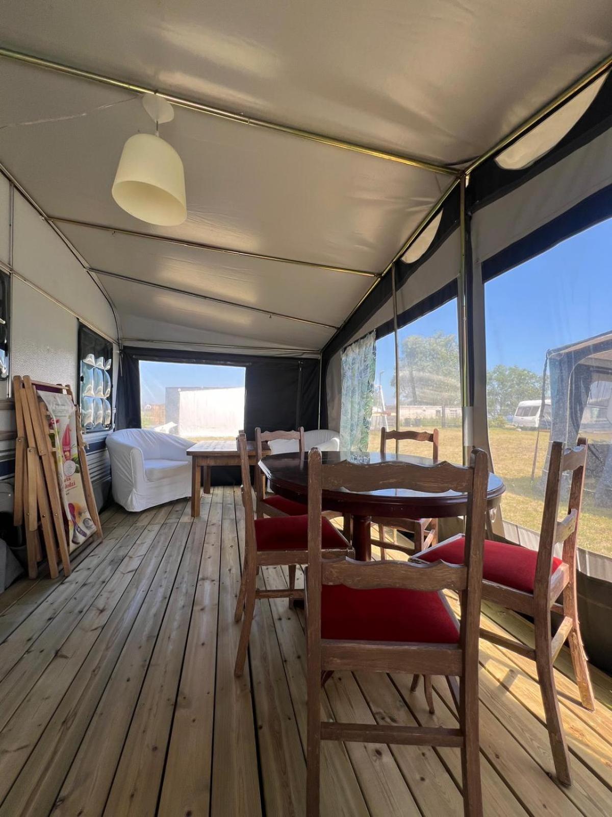 Campsite Przyczepy Kempingowe Nad Zatoka *